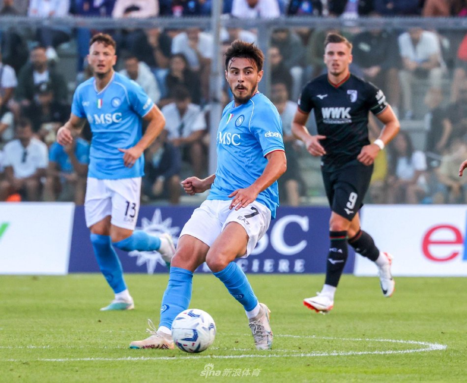 二者差异明 二者差异明