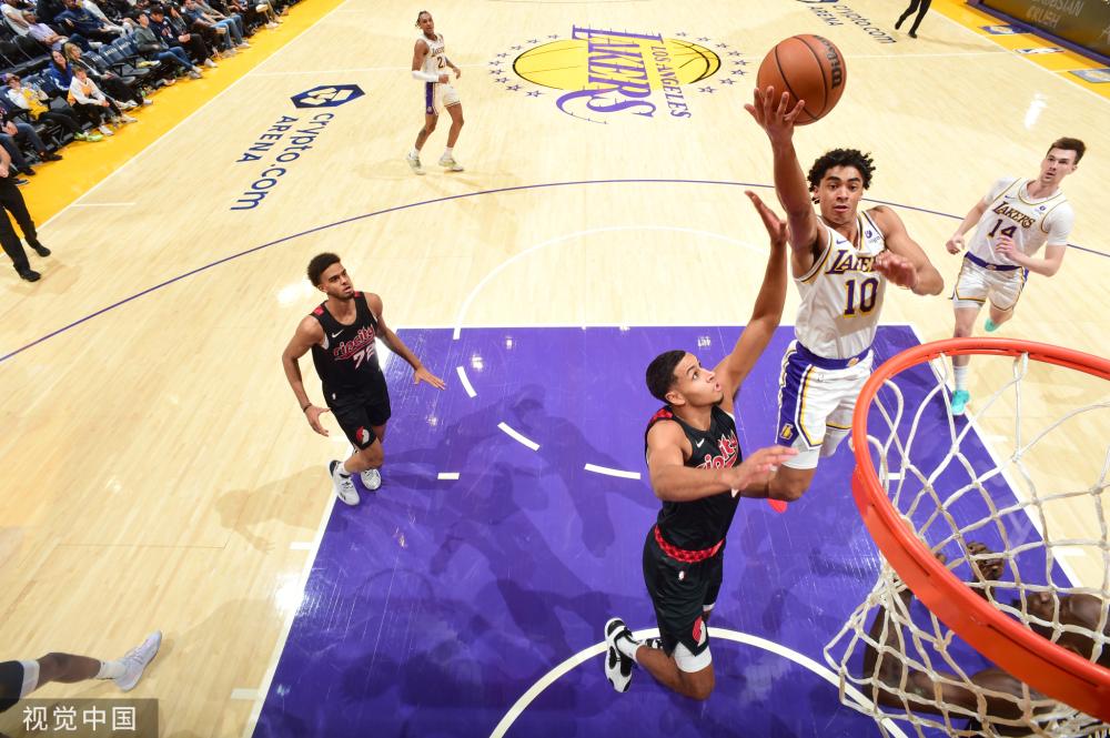 队更有可能 队更有可能