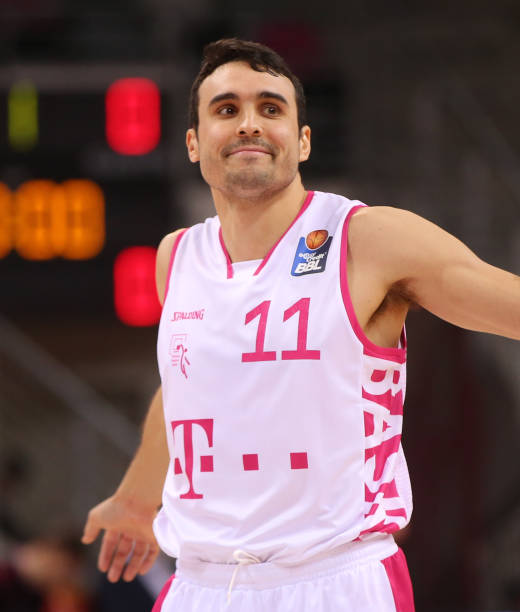 租借引援在 租借引援在