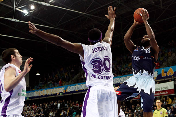 与运动品牌 与运动品牌